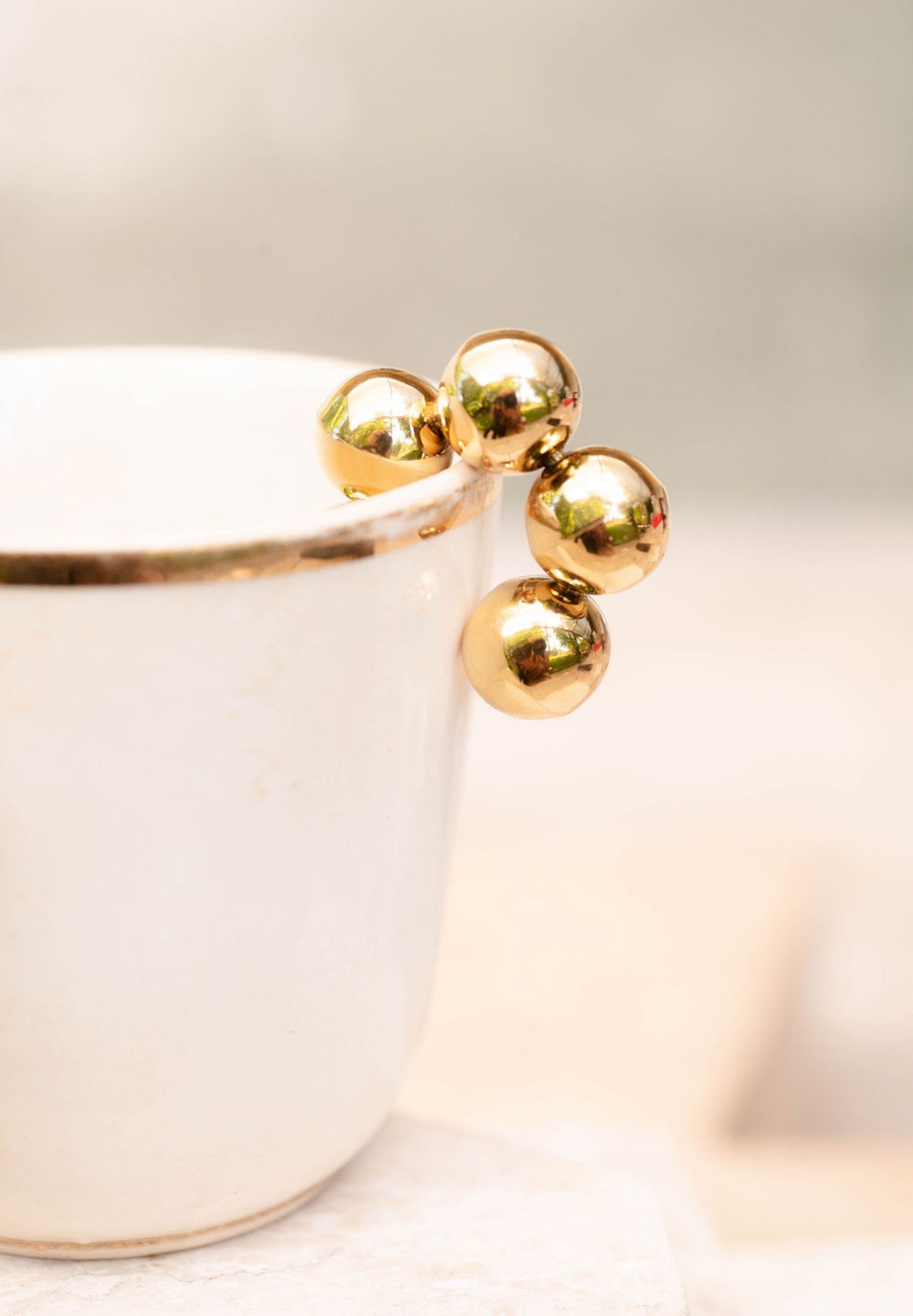 EARCUFF BALLS BIG
