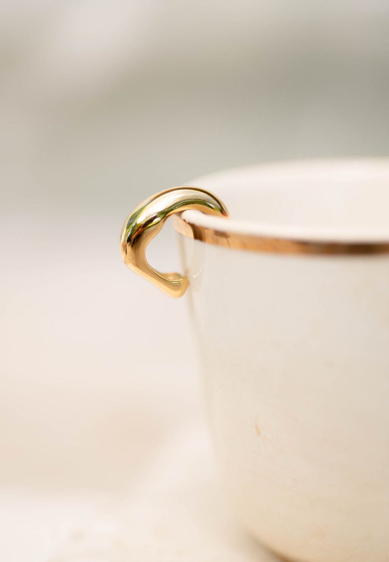 EARCUFF FLUID