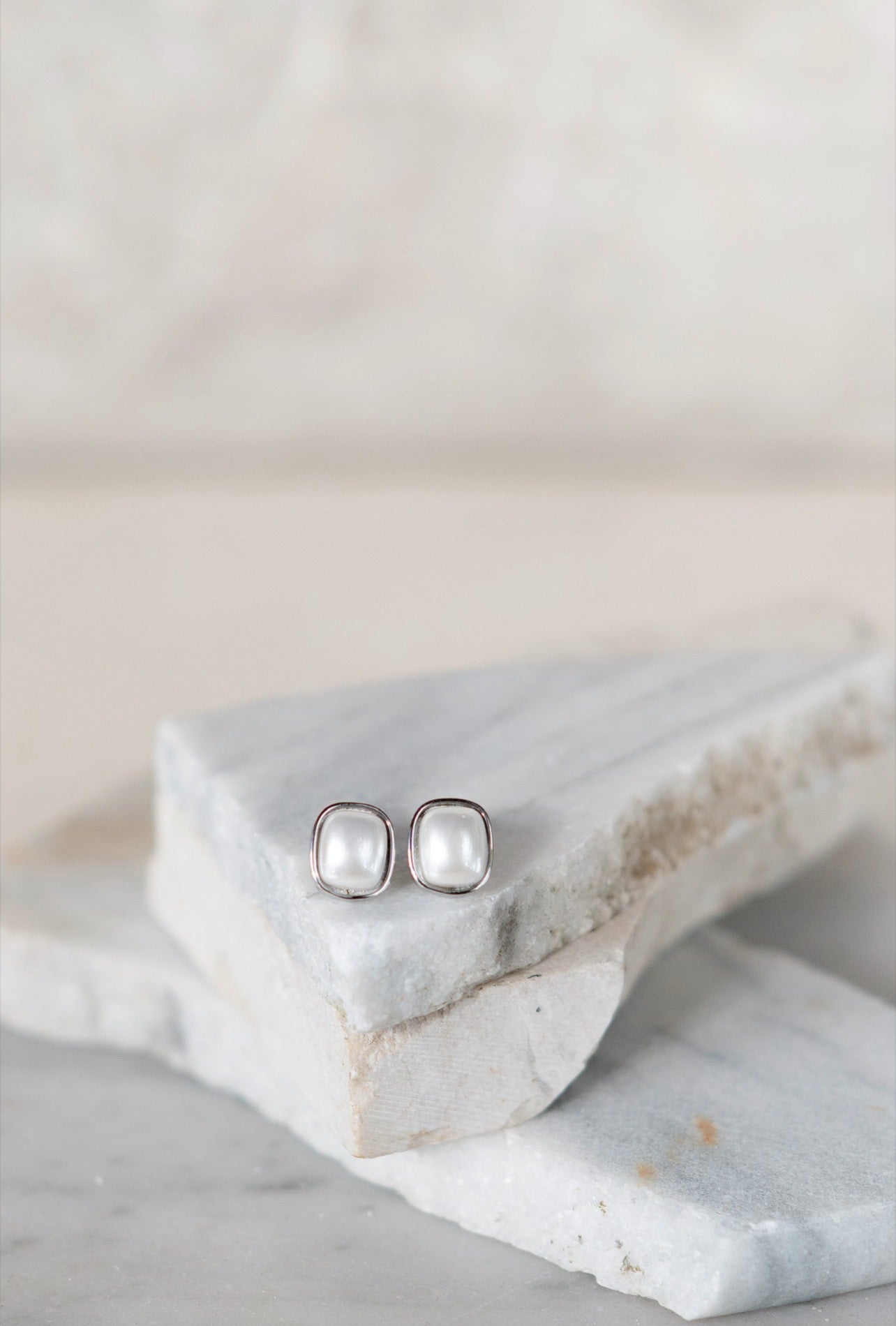 ORECCHINI  HONG KONG